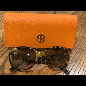 Tory Burch women’s sunglasses